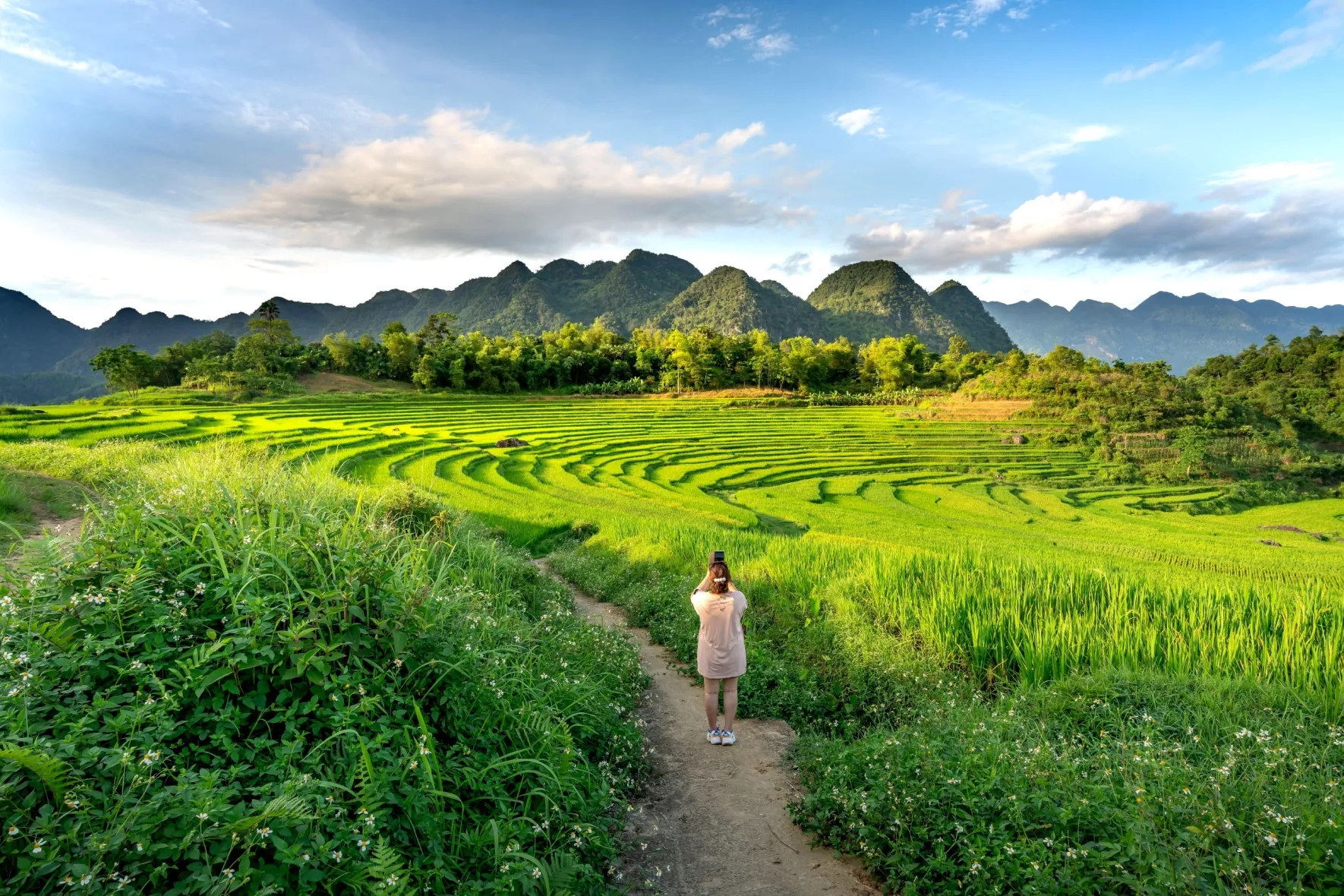 12 Of The Best Places To Visit In VietNam - Vietnam Legend Travel